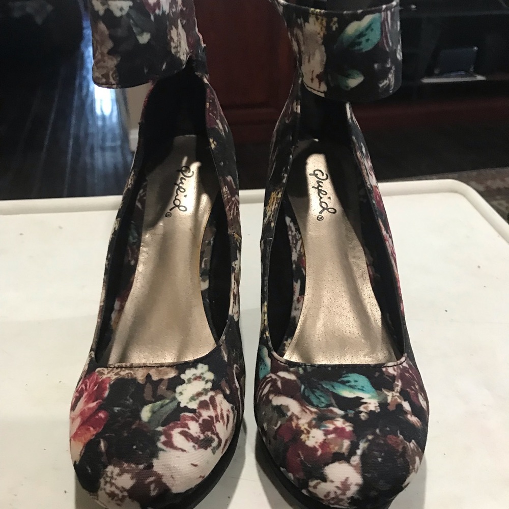 Muti color wedges